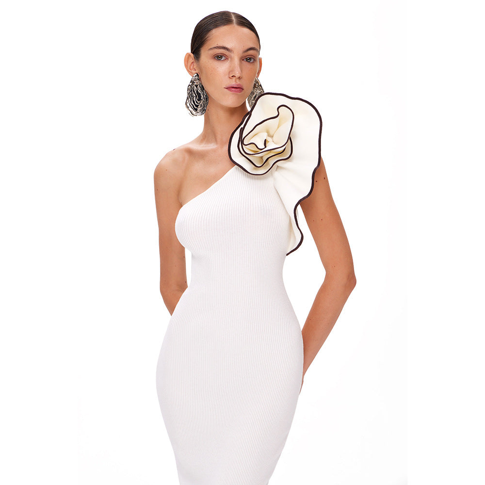 Spring new white one-shoulder flower black hem slim dress backless dress bandage elastic skirt