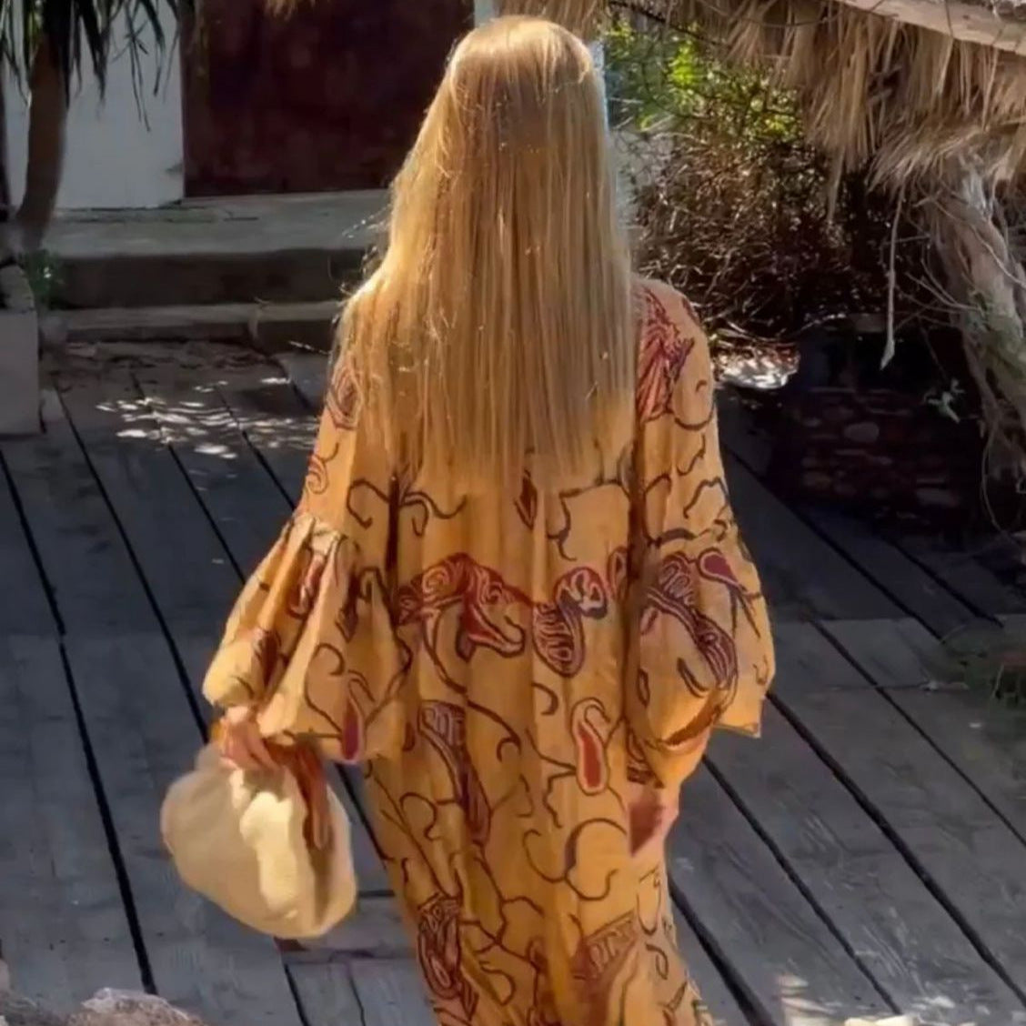 Summer new V-neck fashion print long-sleeved loose dress for women