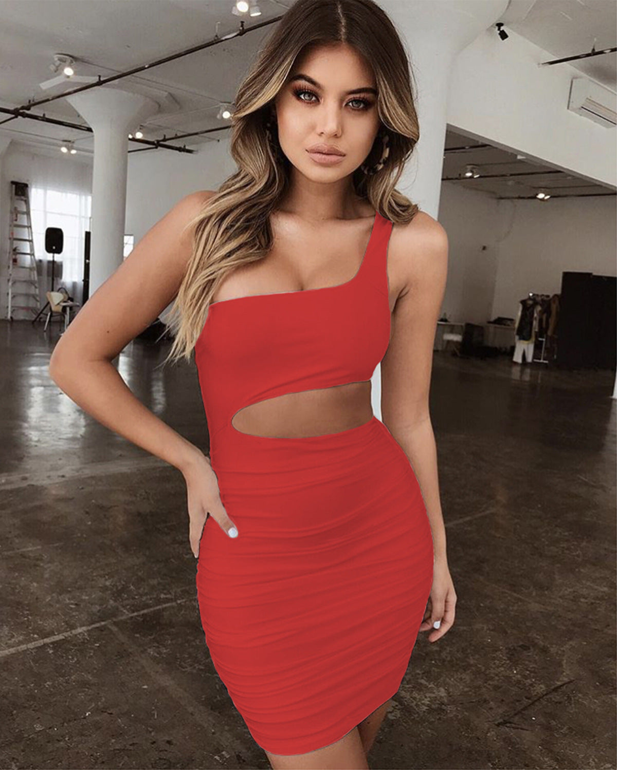 New summer women's single shoulder wrapped chest  nightclub bag buttock dress