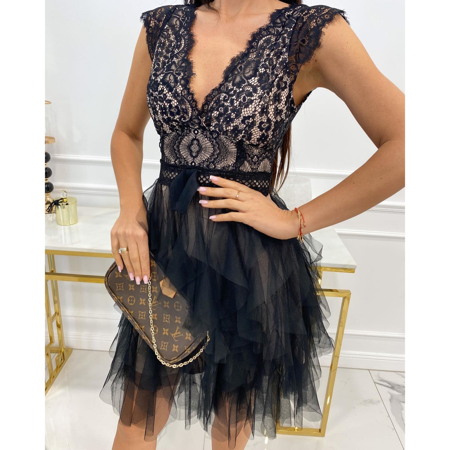 Spring and summer new sexy V-neck lace patchwork dress casual short-sleeved fashion dress