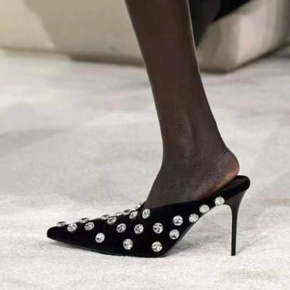 Walk down the runway filled with diamond slippers with high heels Vintage suede pointed stiletto heels elegant diamond half bag drag